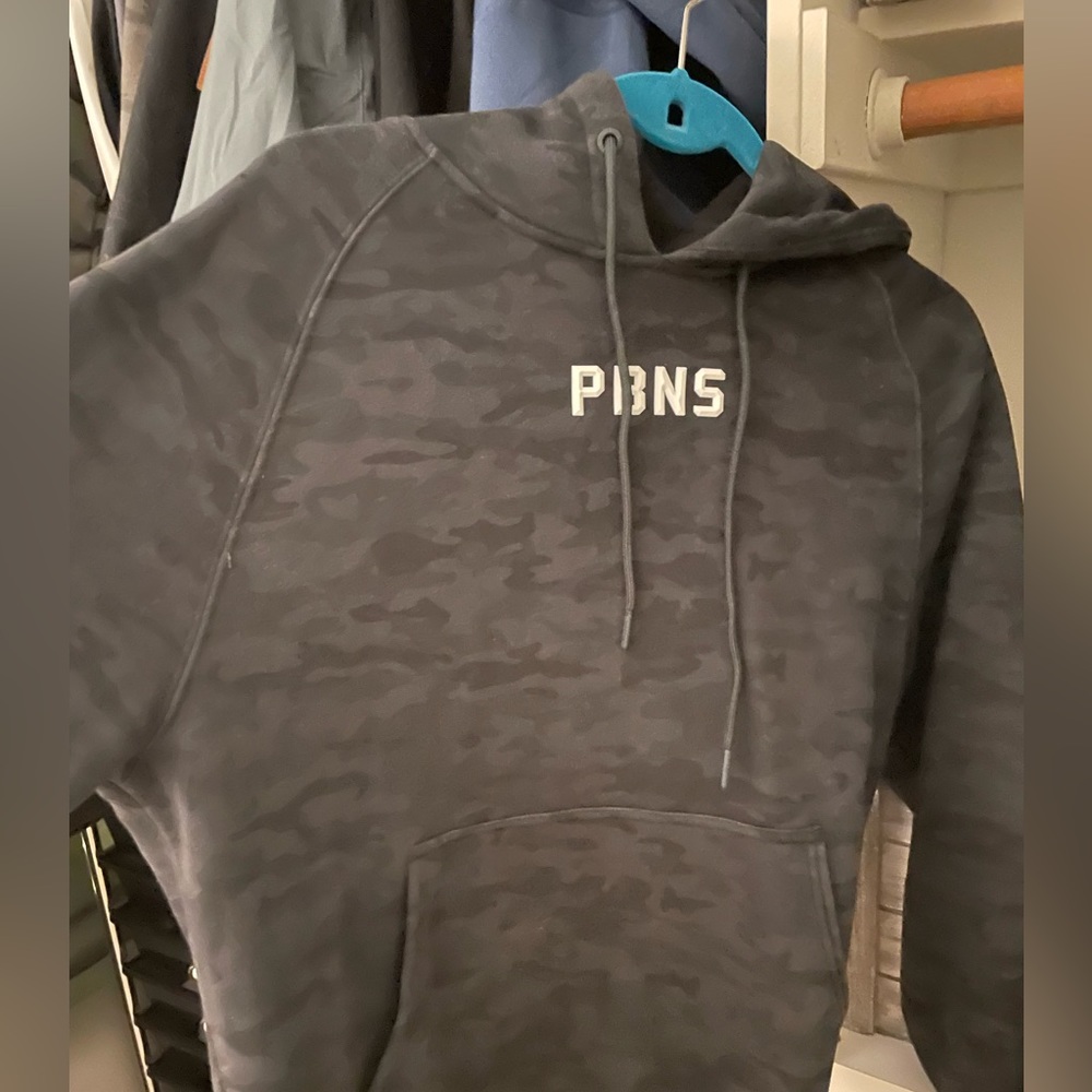 Alphalete sweatshirt